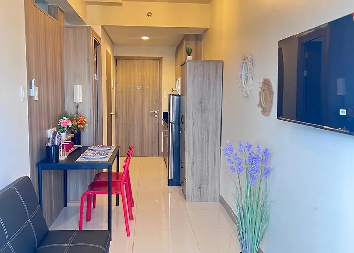 Unistay Coast Res R31 W Bal Sunset Vw Worldtrade Apartment