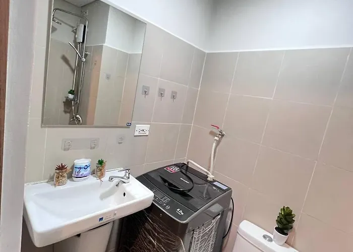 Apartment Unistay Coast Res R31 W Bal Sunset Vw Worldtrade *