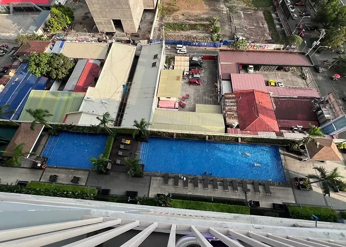 Unistay Coast Res R31 W Bal Sunset Vw Worldtrade Apartment
